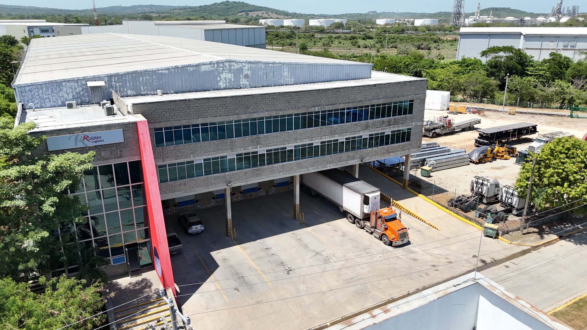 Vista aérea general de la bodega